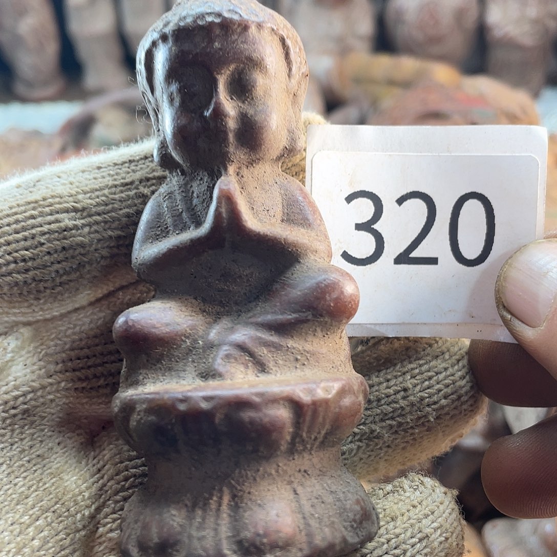 和田玉（糖玉）未镶嵌挂件