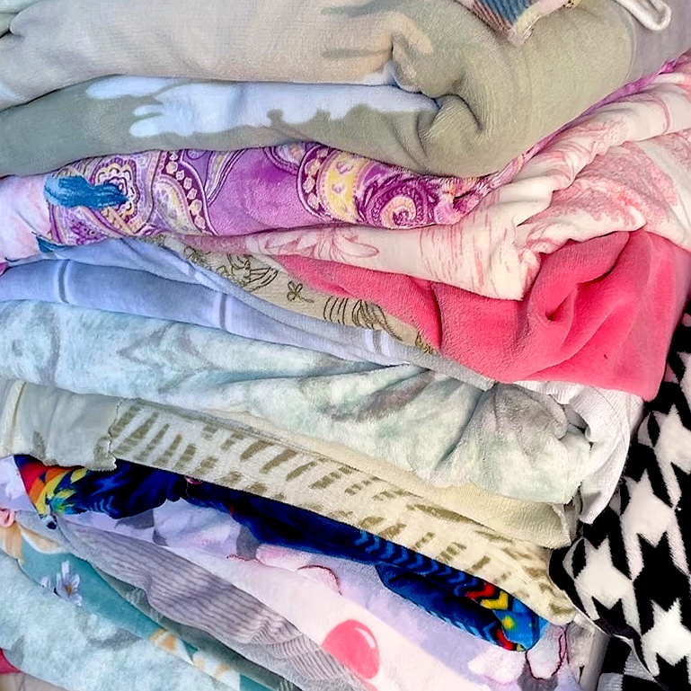 微瑕疵牛奶绒被罩加绒 2.3x2米随机发学生加厚绒毛毯