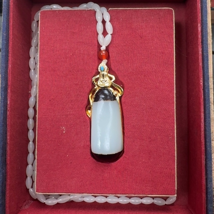 未镶嵌和田玉挂件