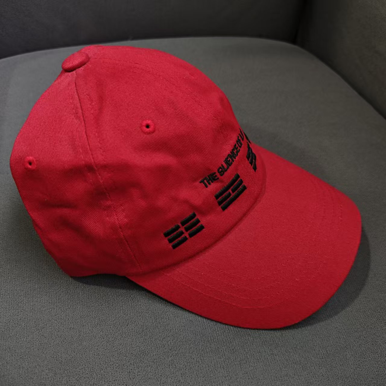 男士字母刺绣红色休闲弯檐帽棒球帽 39007