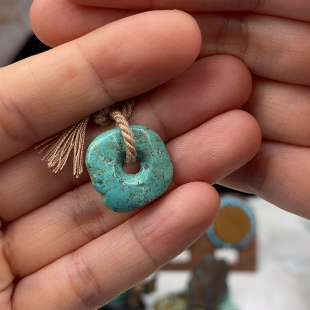 绿松石未镶嵌原矿