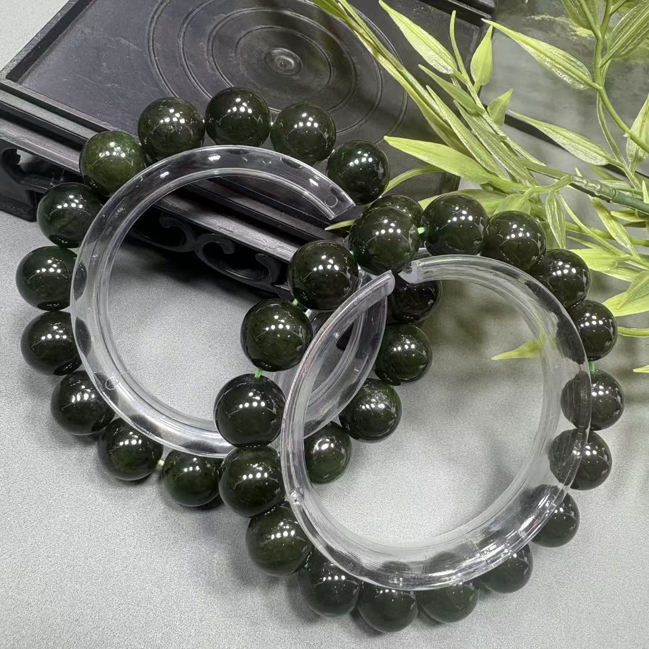 老四一店精选 和田玉圆珠手串约10mm 多样性发其一