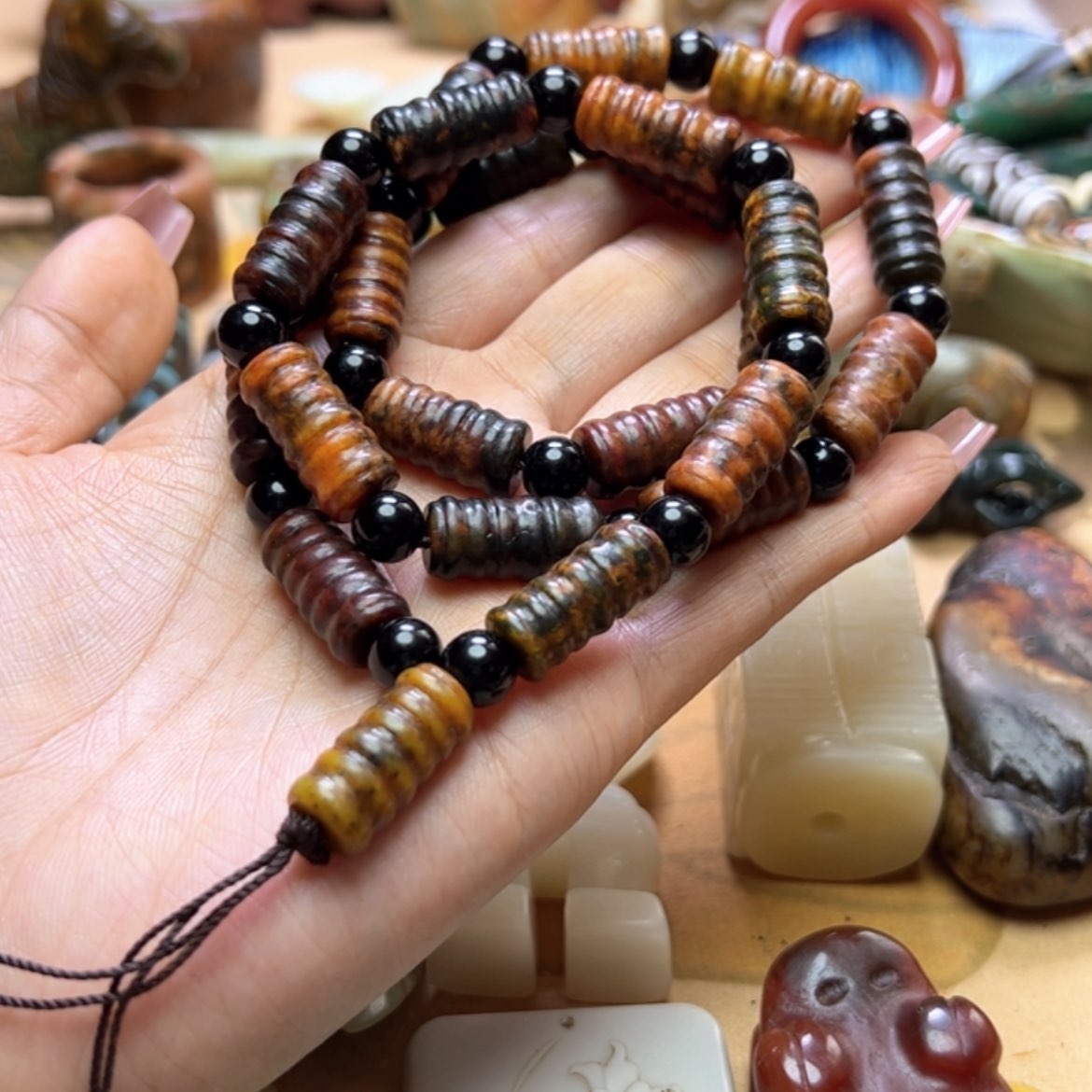 【闪购商品】蛇纹石玉颈饰未镶嵌