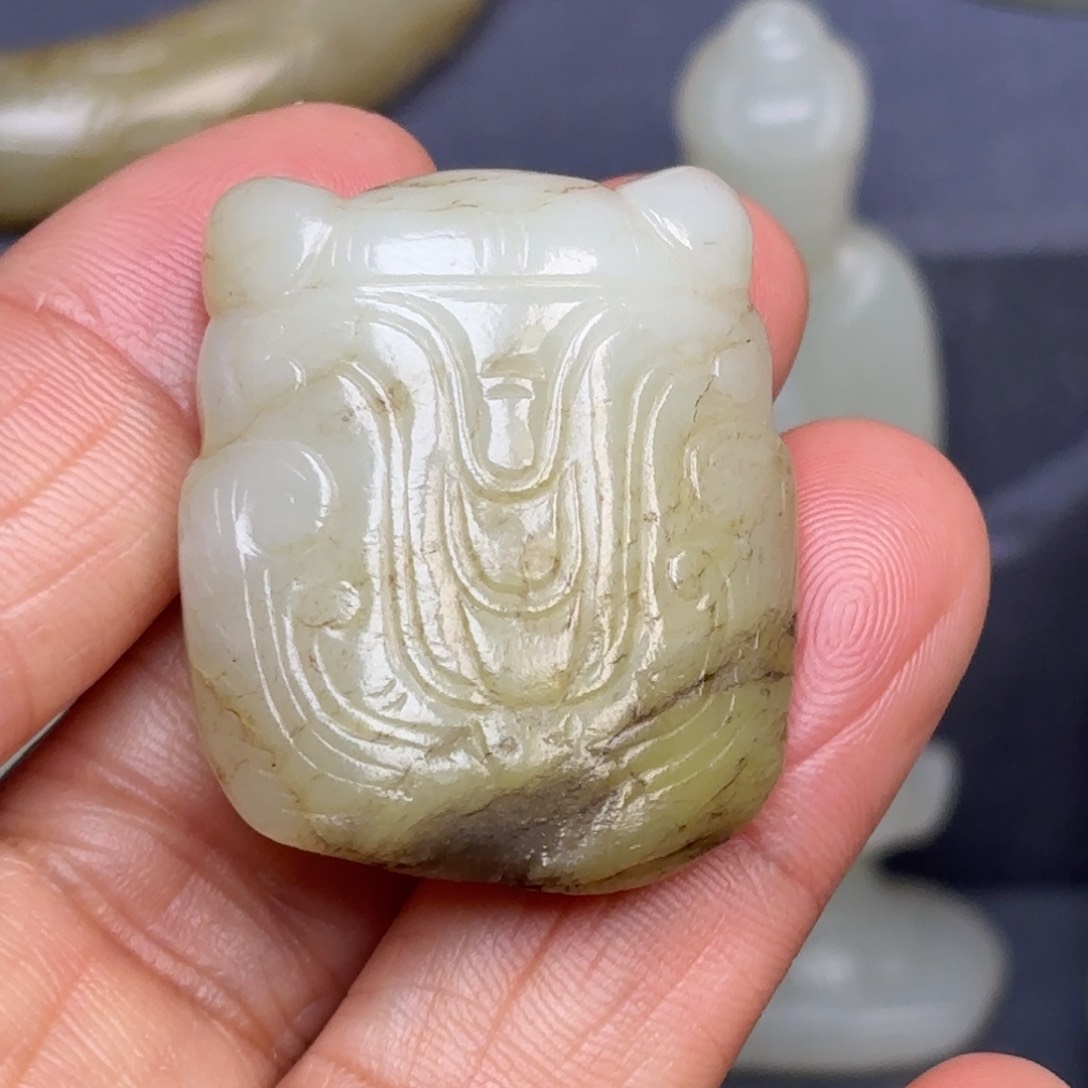 和田玉（糖玉）挂件未镶嵌