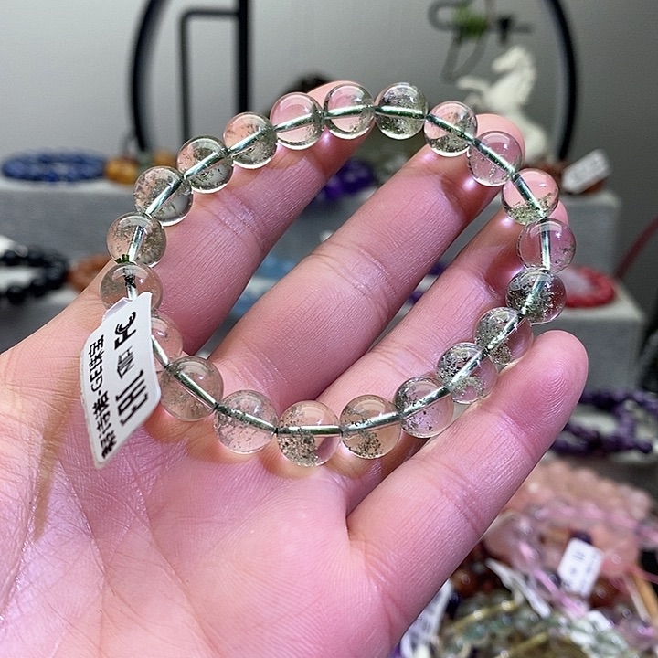 水晶手链未镶嵌是****?绿幽灵9+