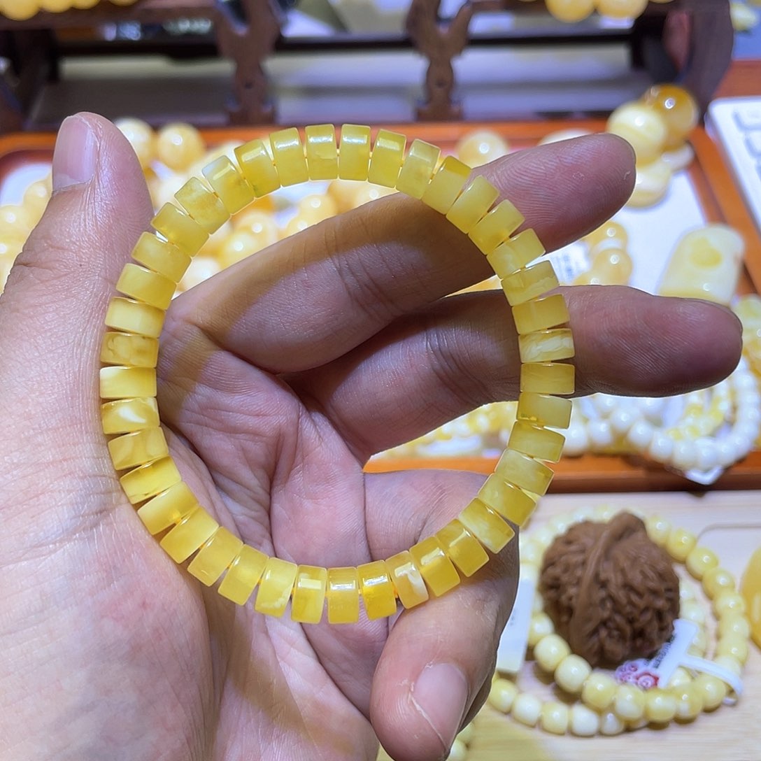 蜜蜡手串未镶嵌8mm浓蜡飘花药片型