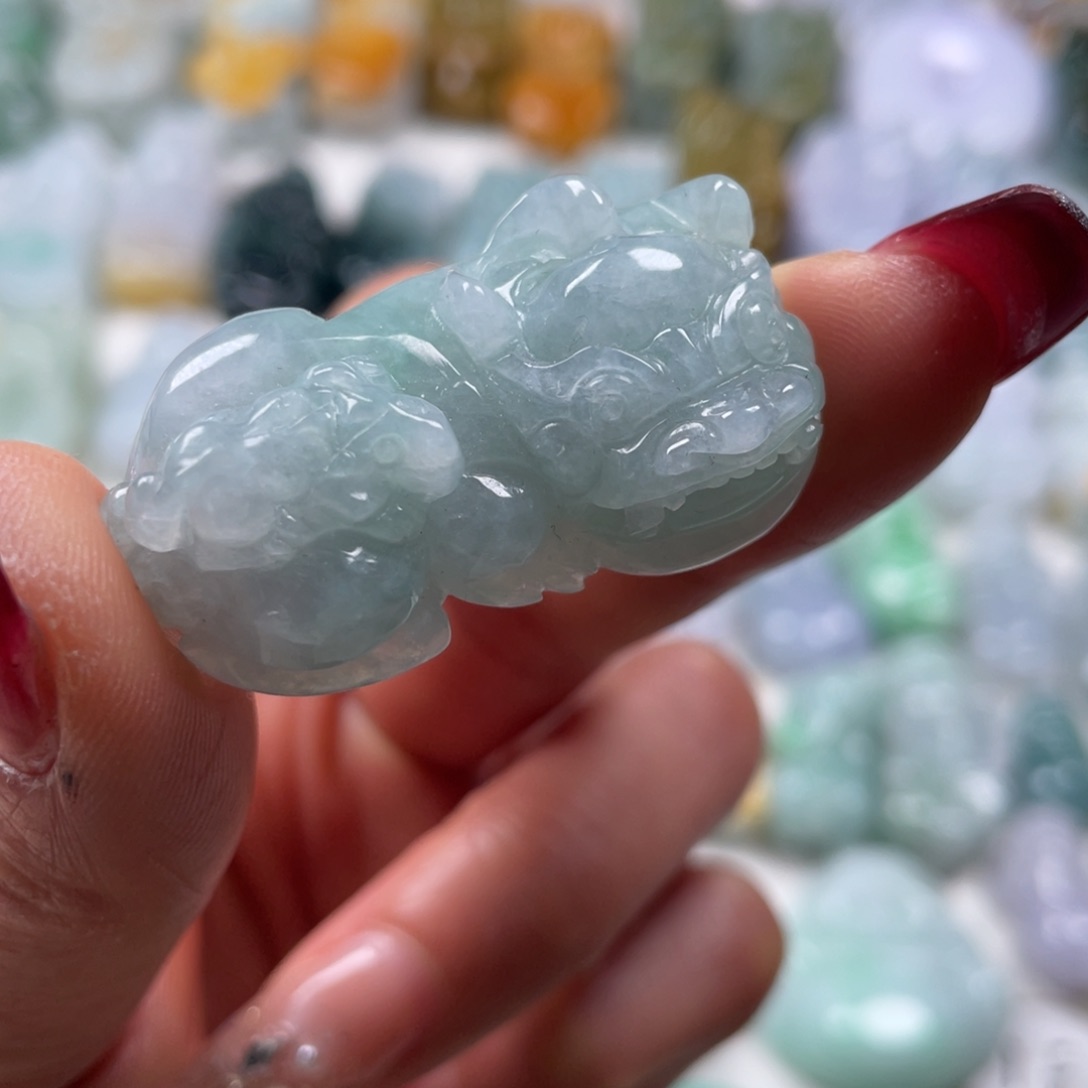 翡翠吊坠(赠链)18K金镶嵌