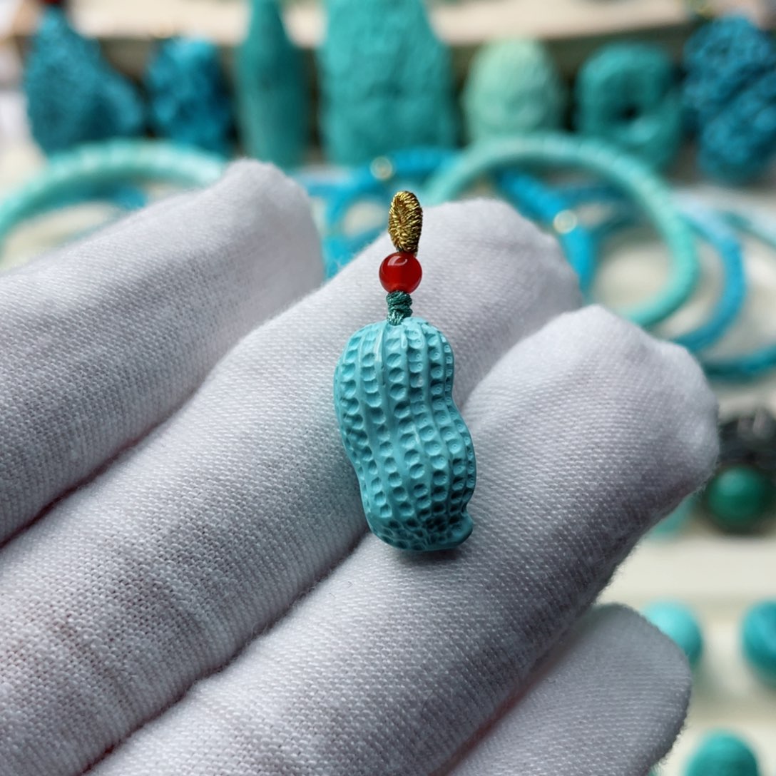 未镶嵌绿松石珠宝奇石