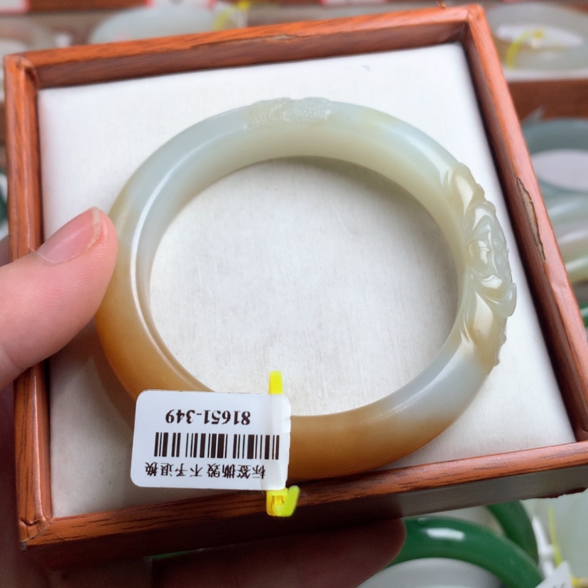 【闪购商品】和田玉手镯未镶嵌