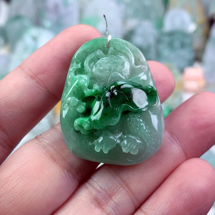 ****翡翠未镶嵌吊坠(不含链)