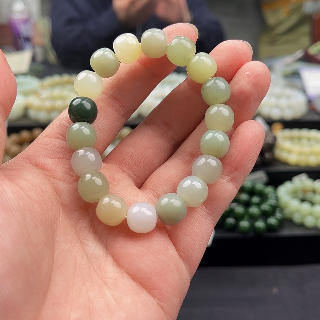 和田玉手串未镶嵌