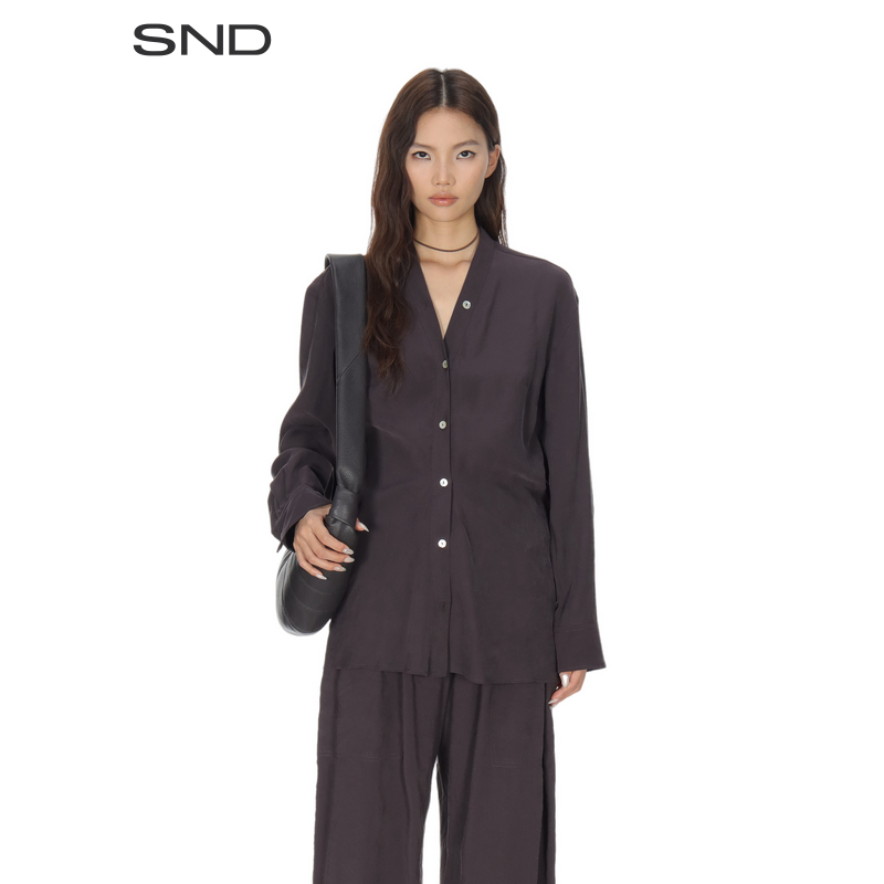 【SNDSTUDIO NICHOLSON 设计师品牌】SND PF25 设计感长袖上衣