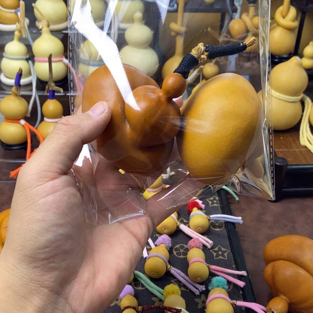 苝***。文玩葫芦，butuibuhuan