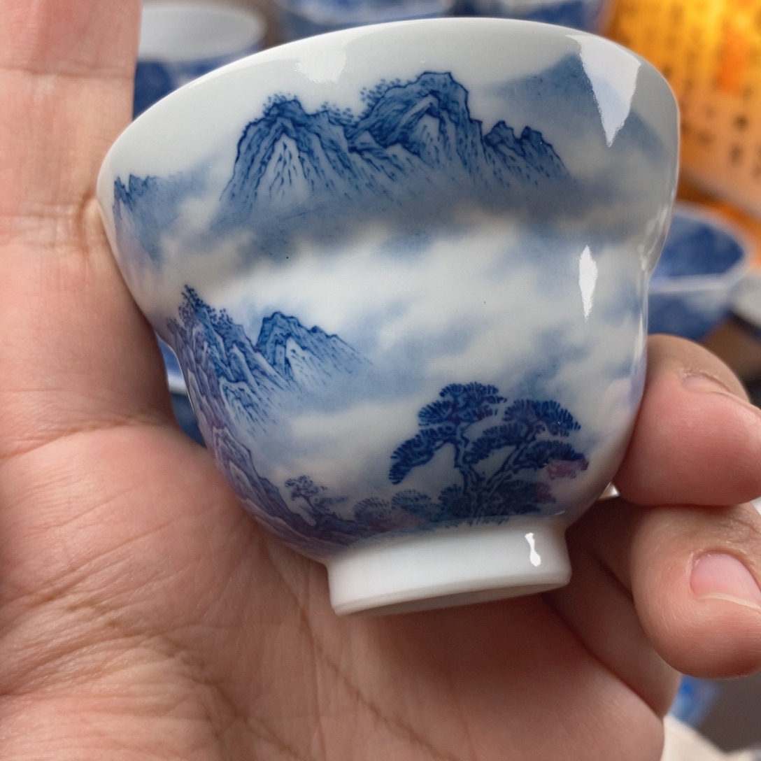 青花手绘山水主人杯