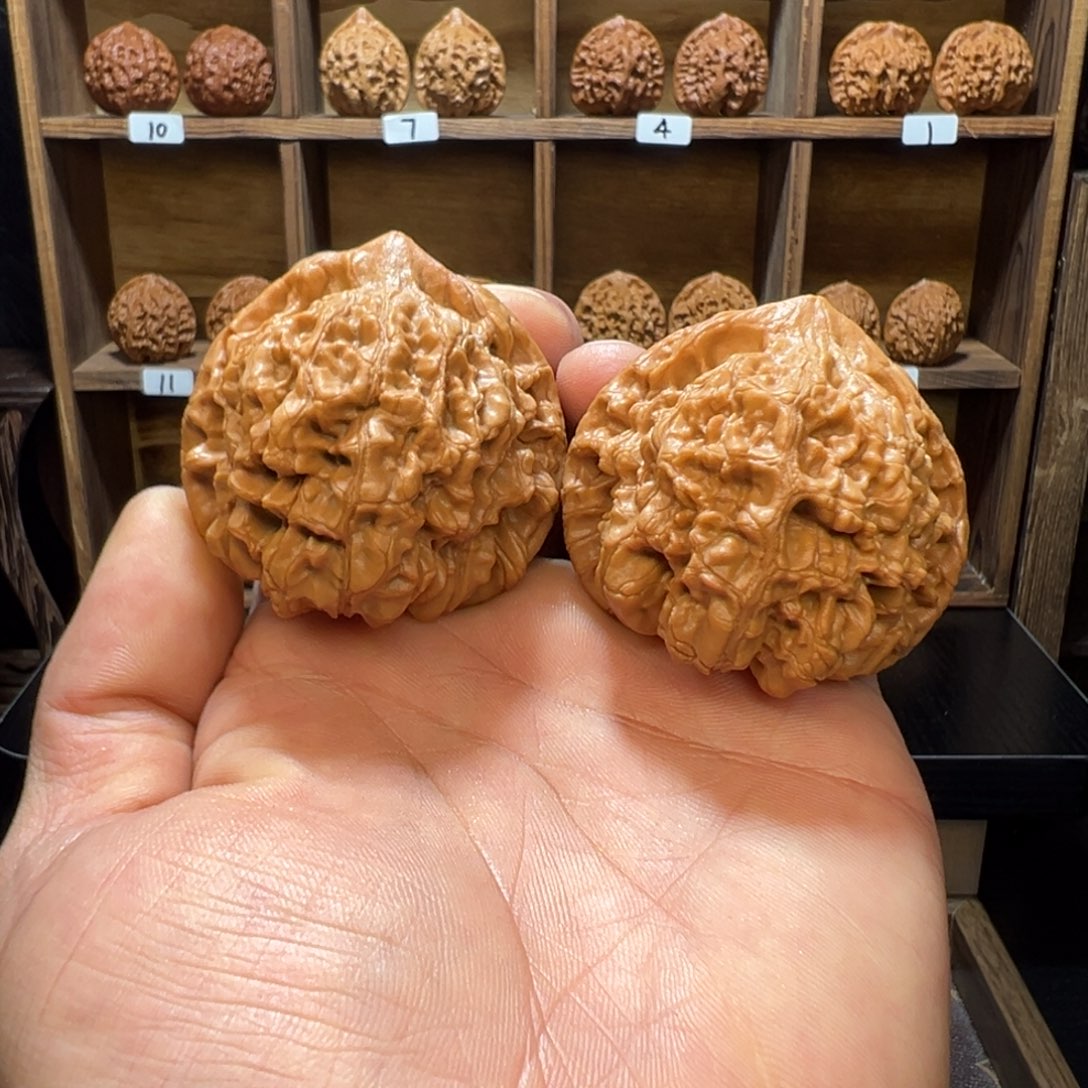 吊坠文玩核桃爆肉大官冒