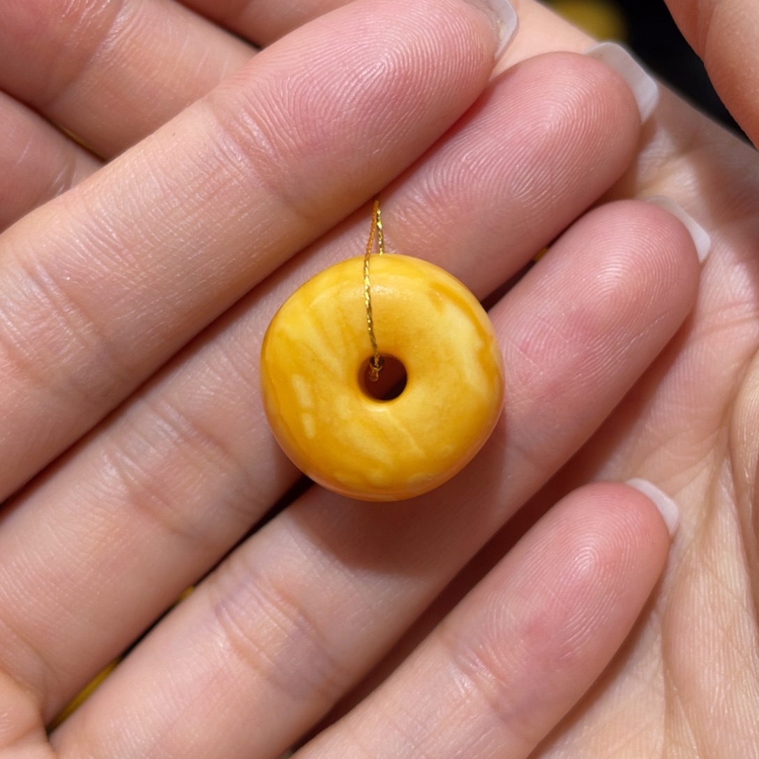 【闪购商品】琥珀裸石未镶嵌饼子