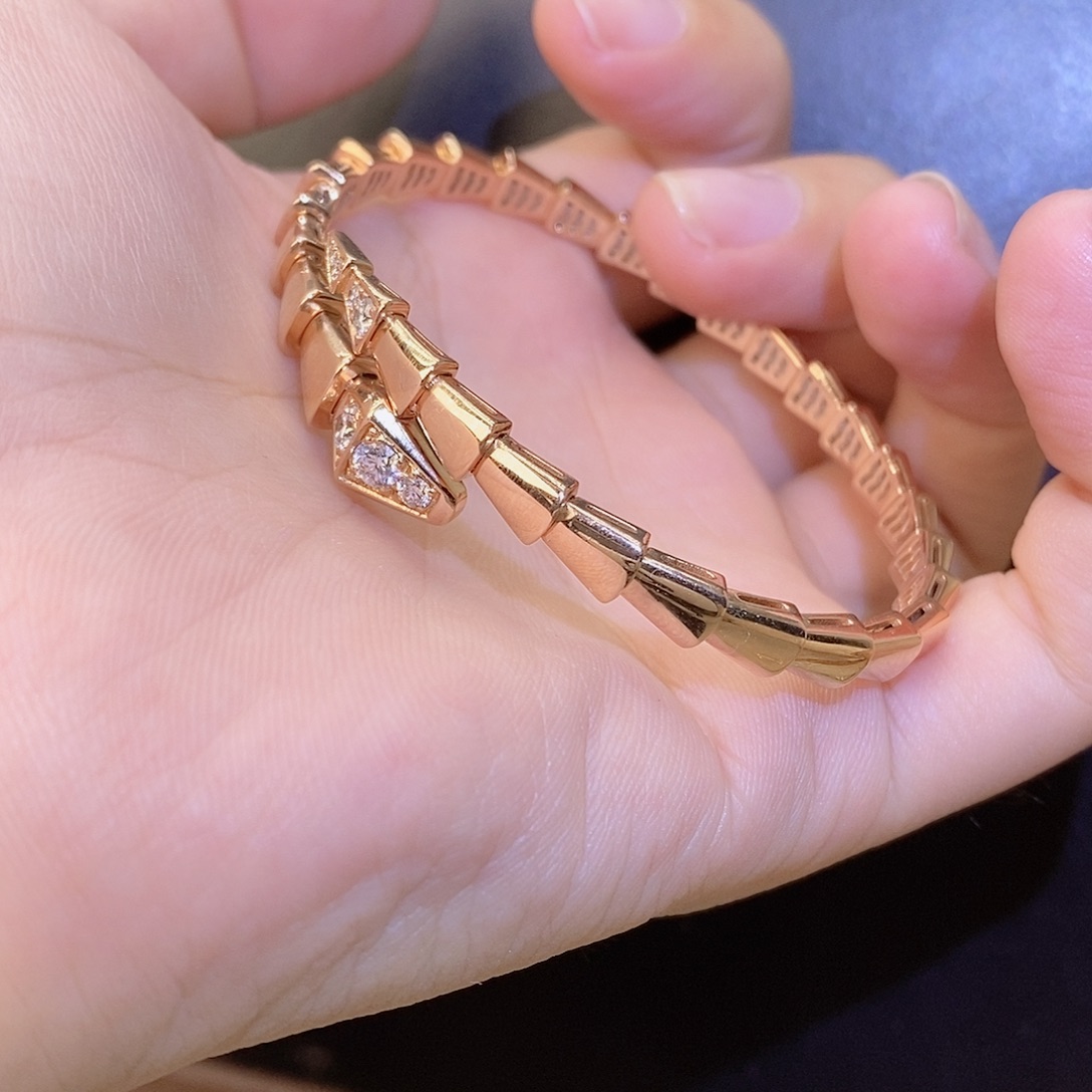 钻石手镯18K金镶嵌头尾钻蛇镯k玫