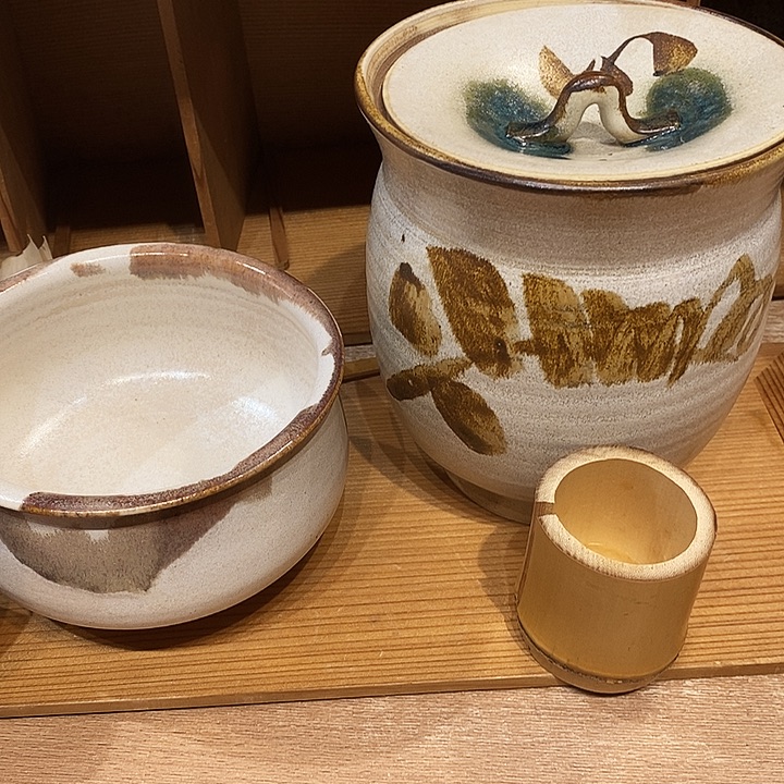 戴***红瓷器木器铁器铜器