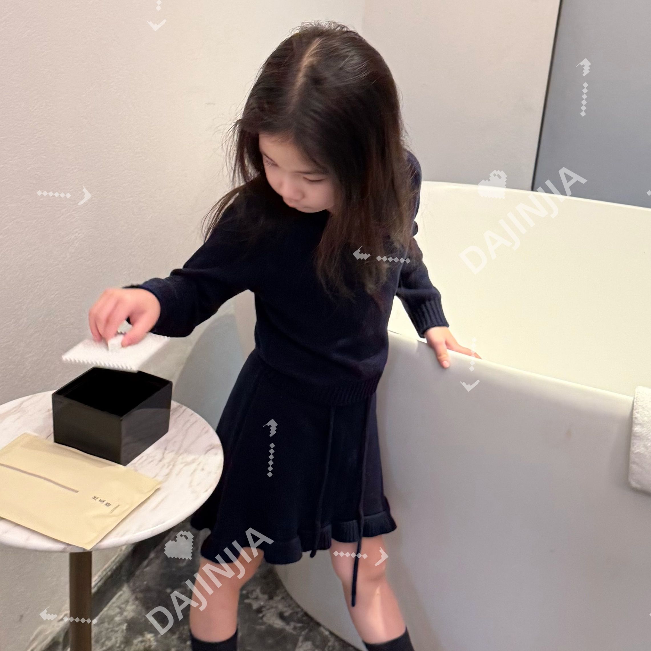 【清仓专用】法系深蓝色细针织纹理贵族小姐毛织上衣裙子童装两件套