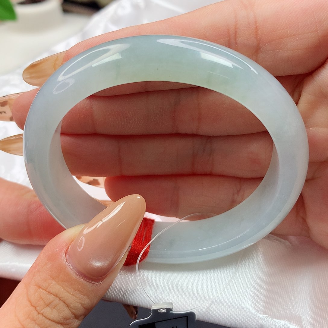 未镶嵌手镯（贵妃镯）翡翠10