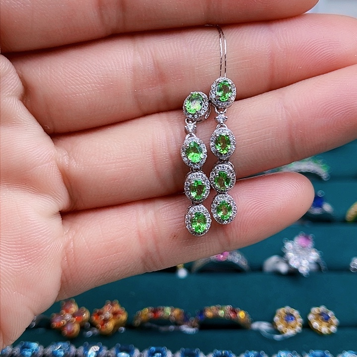 石榴石（沙弗莱）耳饰银S925镶嵌