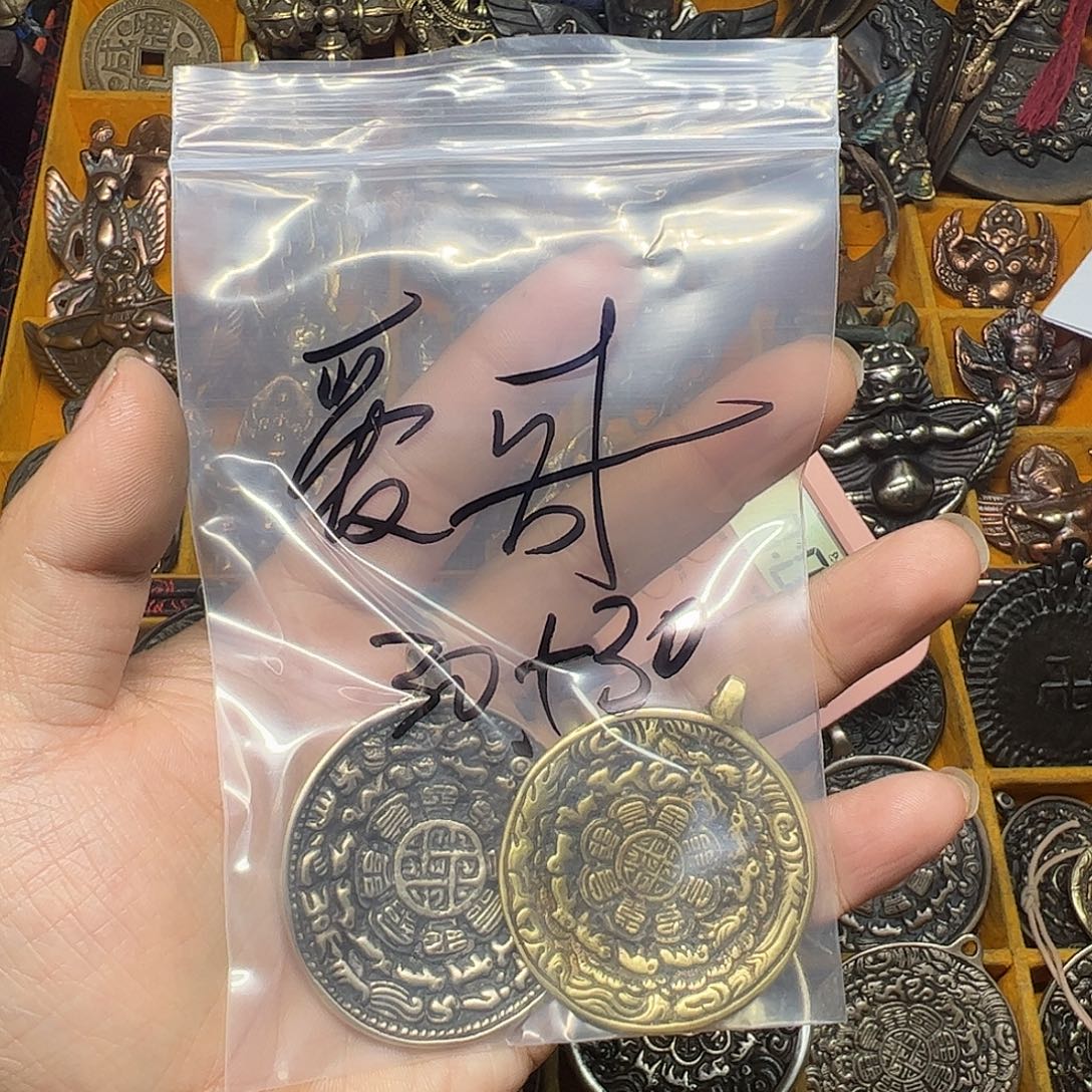 爱***己合金类啊哈哈真的好喜欢这个风格