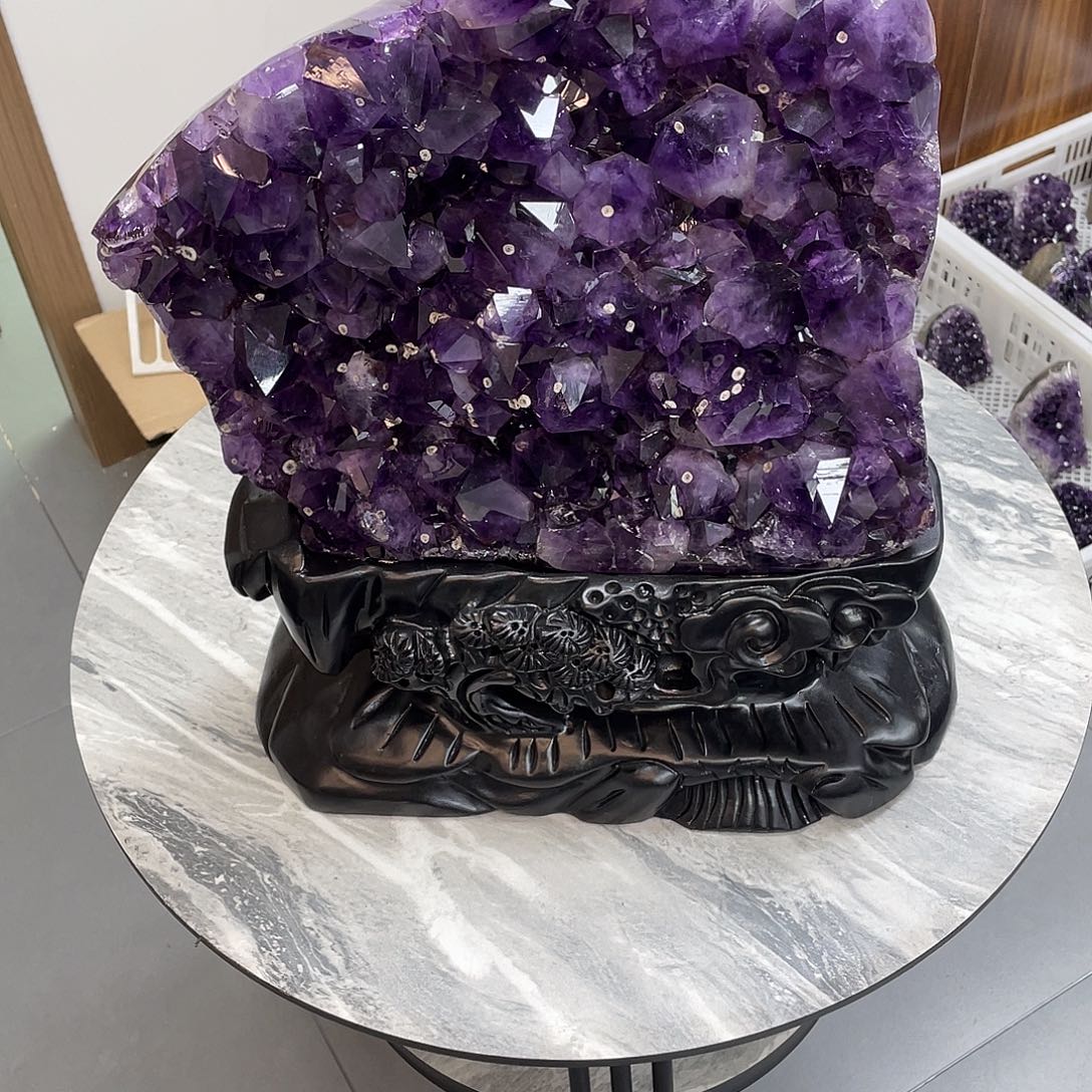 花***界未镶嵌紫晶大型摆件（非配饰）
