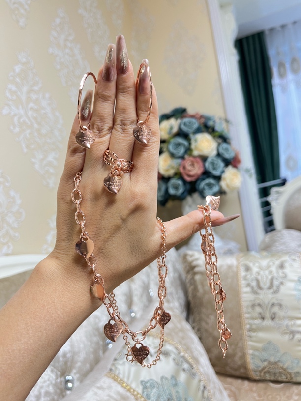 合金耳饰 合金 高保色心形四件套