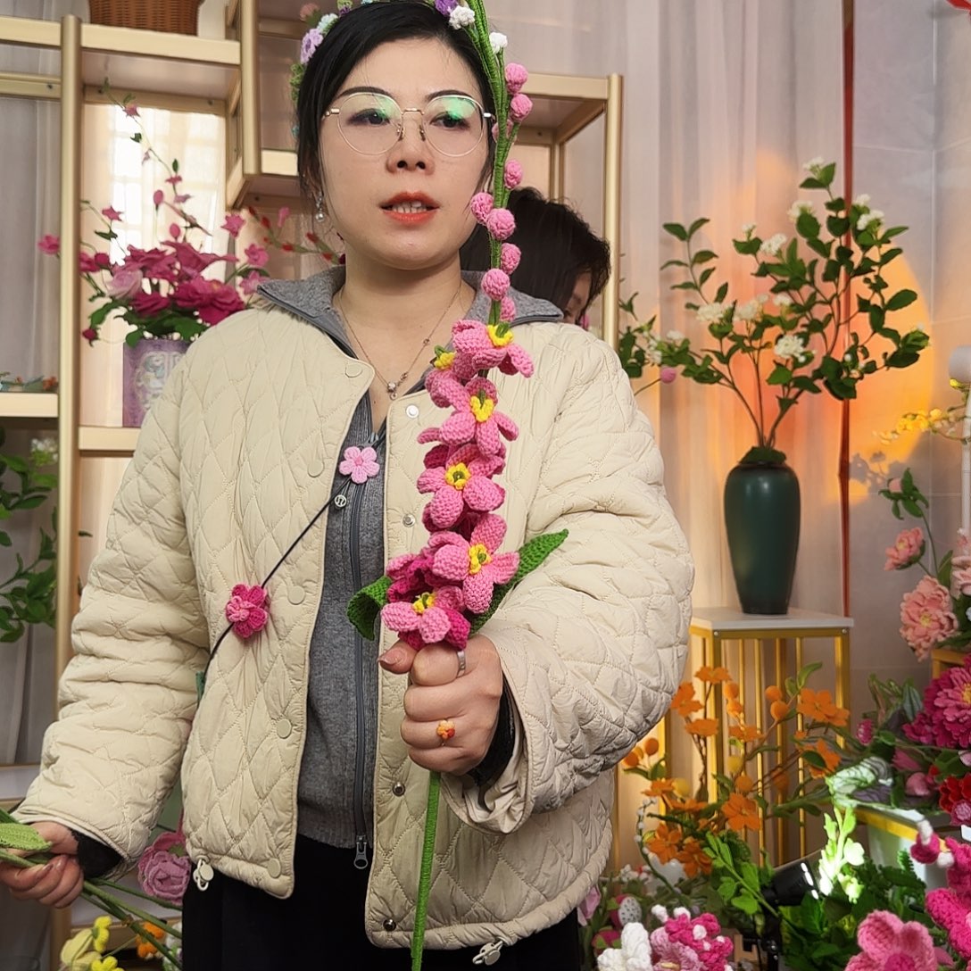 手工钩织设计花束