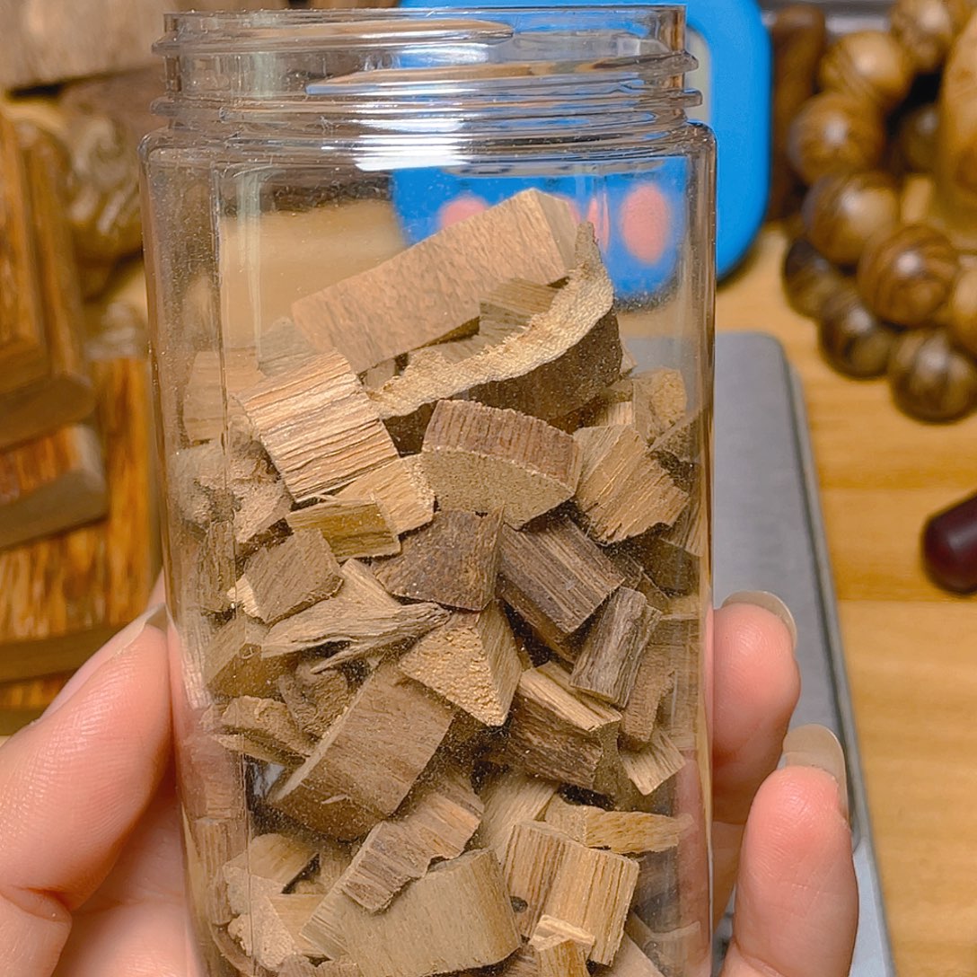 飞***龙沉香达拉干碎料40克一一