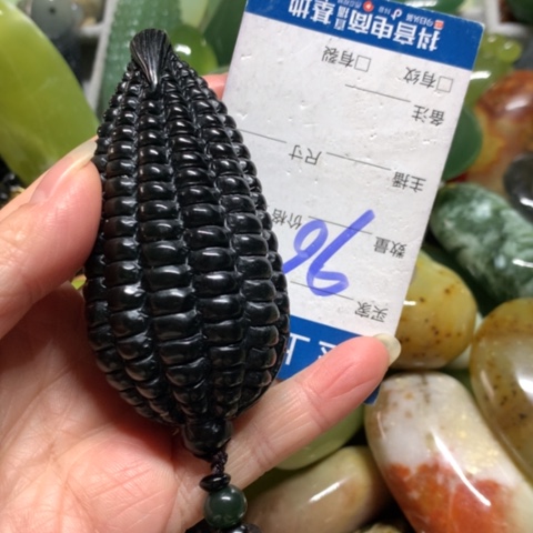 田***里蛇纹石玉未镶嵌手把件