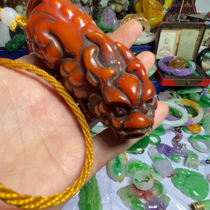 吊坠滴血莲花菩提