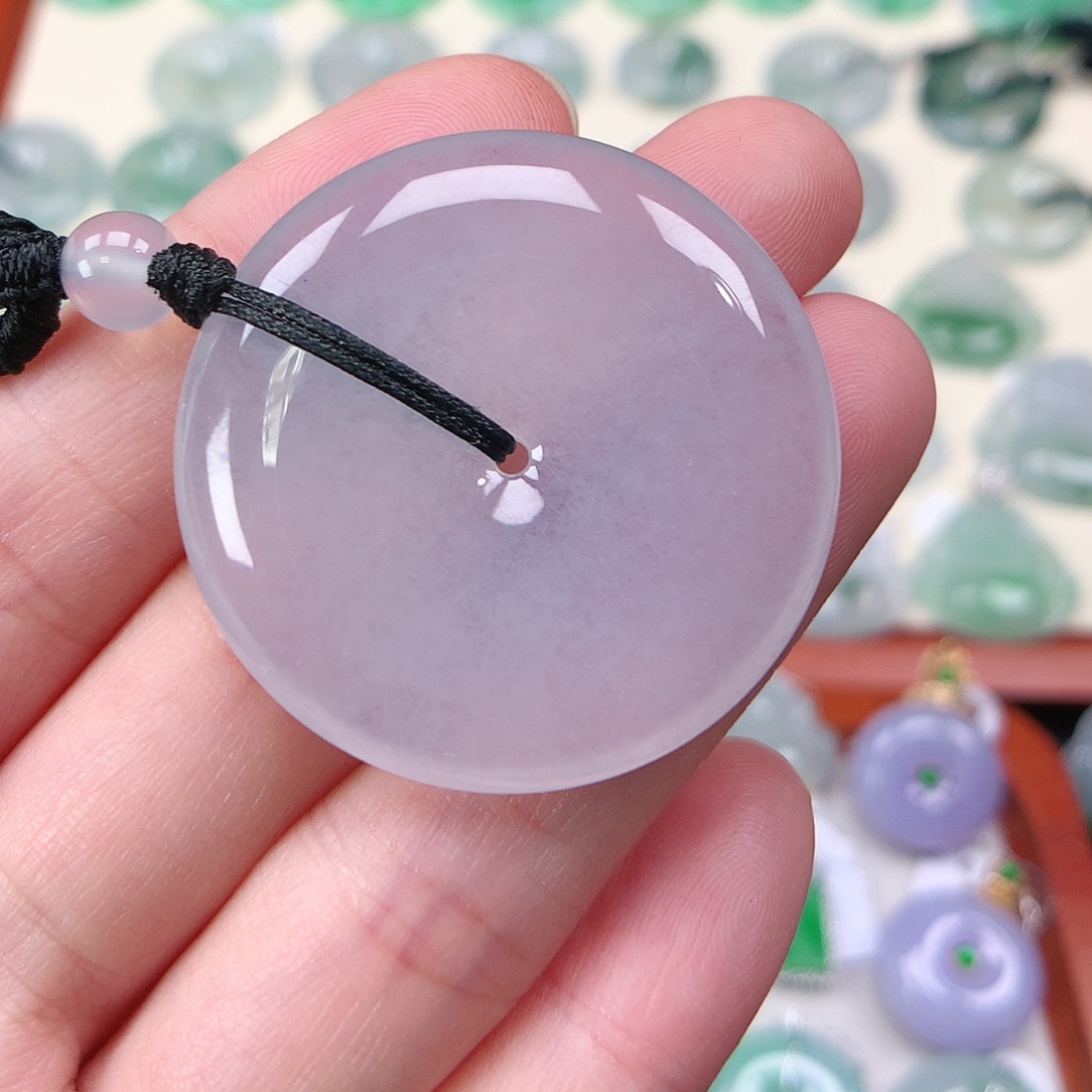 翡翠未镶嵌颈饰吊坠