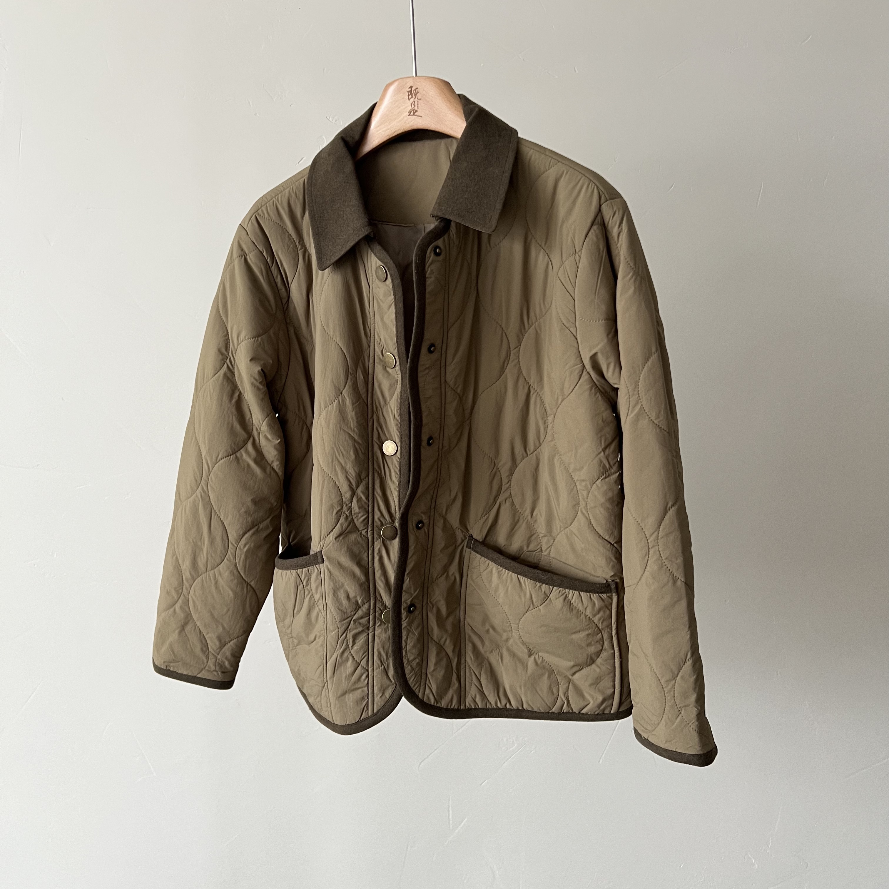 既是JISHI秋冬【桑蚕丝石墨烯的棉绗缝菱形格冬季复古外套】MF007