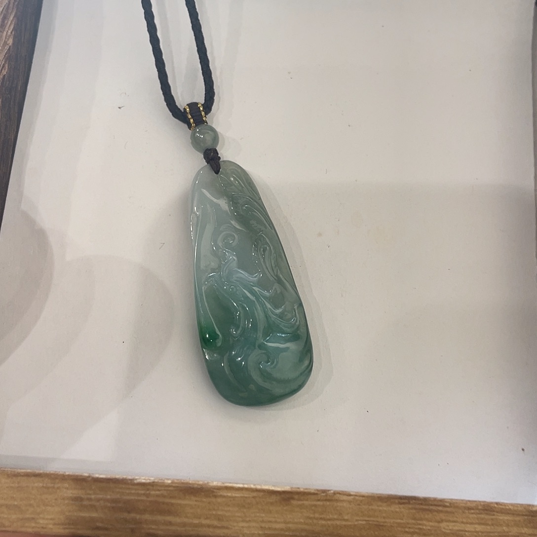翡翠未镶嵌吊坠(不含链)德*