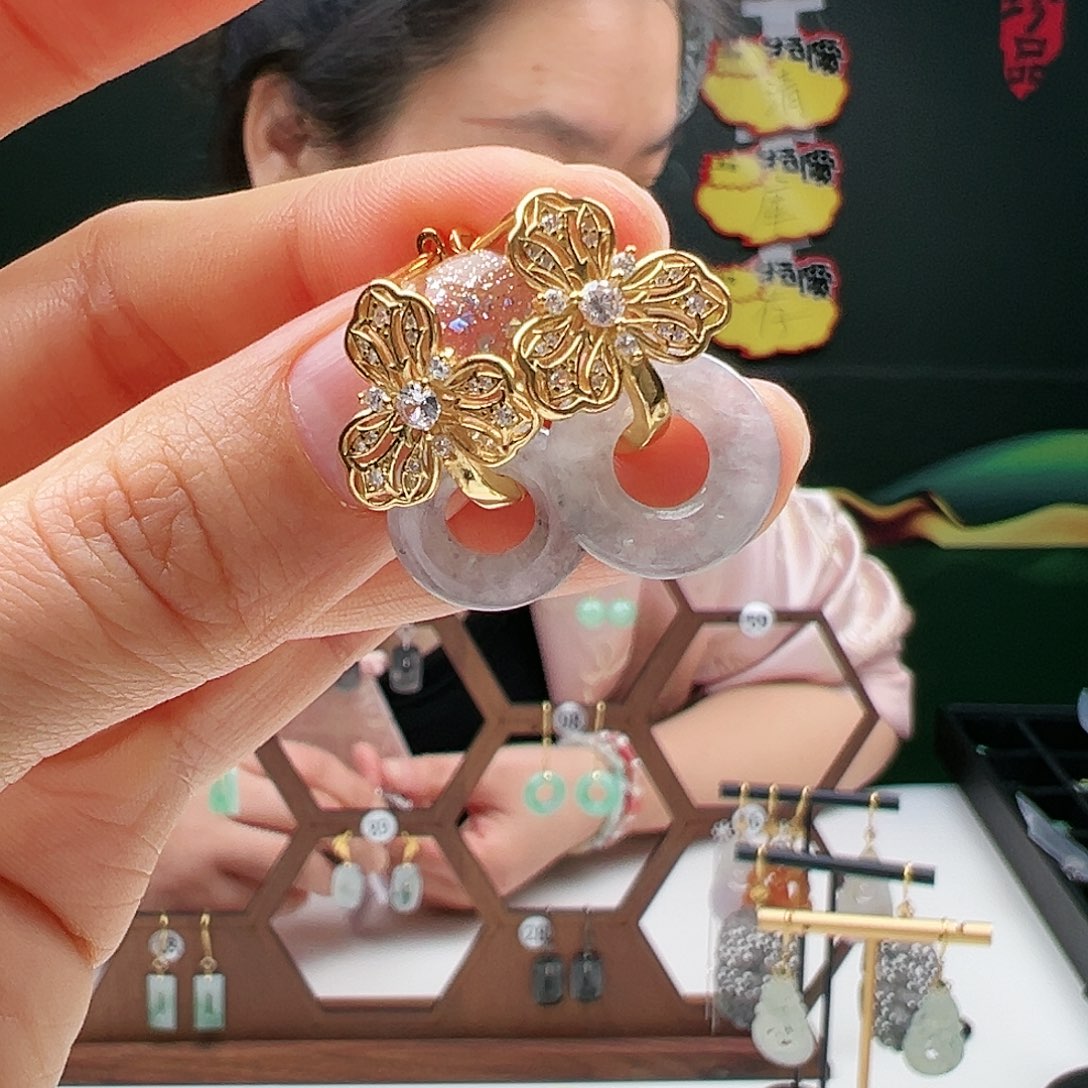 翡翠耳饰银S925镶嵌天然翡翠耳饰银s925镶嵌多样性发货