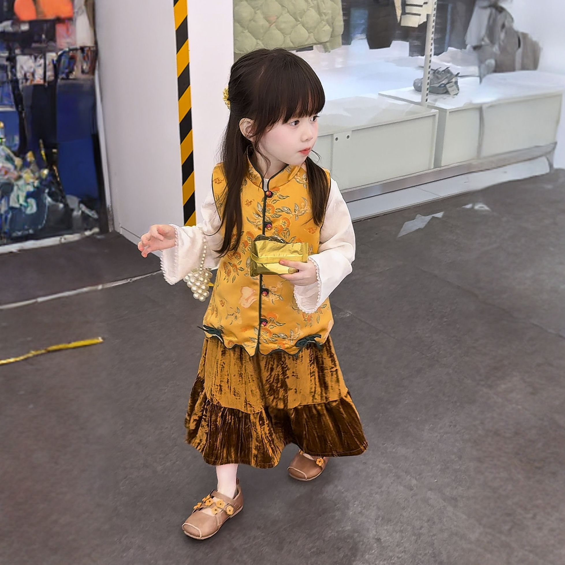 女童套装2025秋冬新款儿童新中式国风马甲女宝宝三件套31156