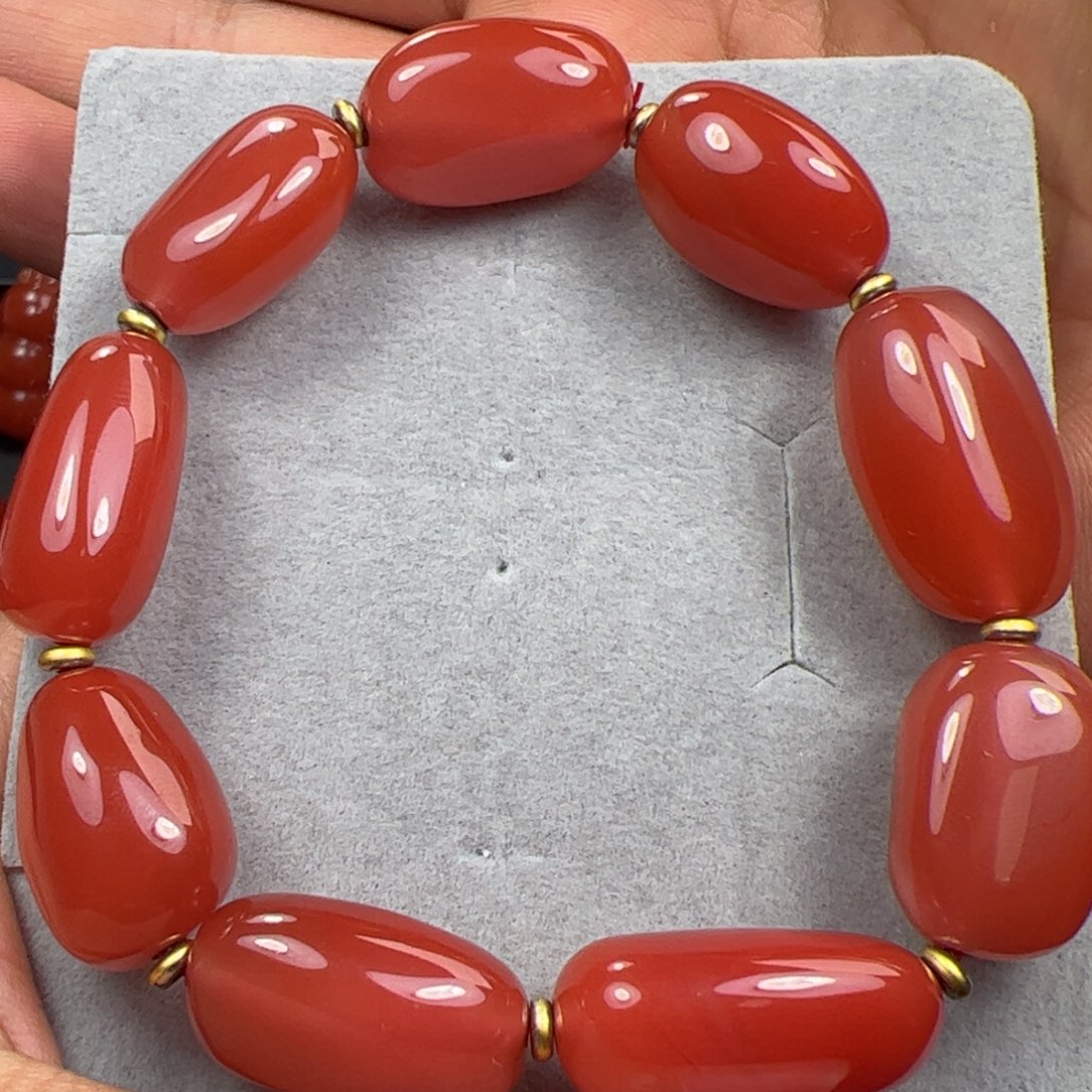 南红玛瑙手串未镶嵌
