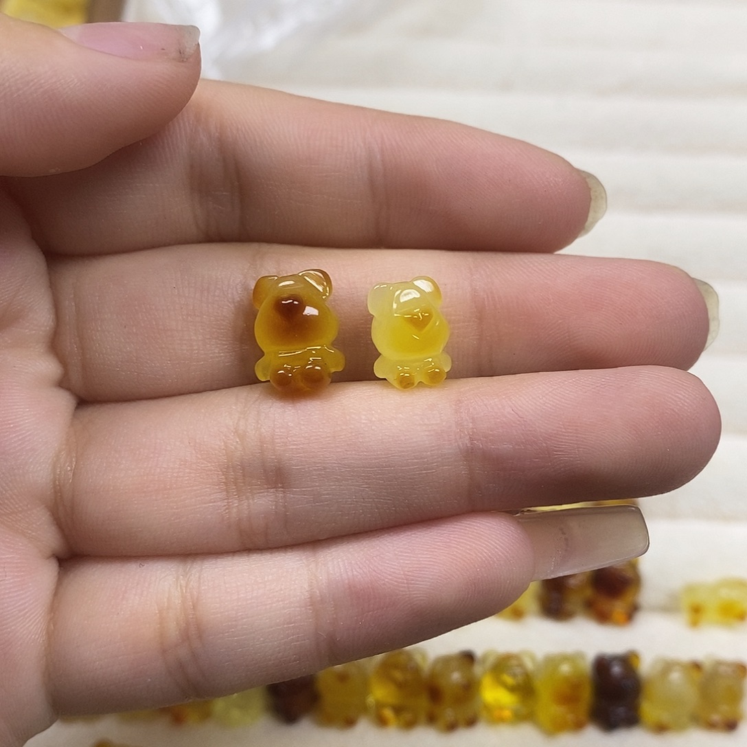 琥珀未镶嵌珠宝奇石