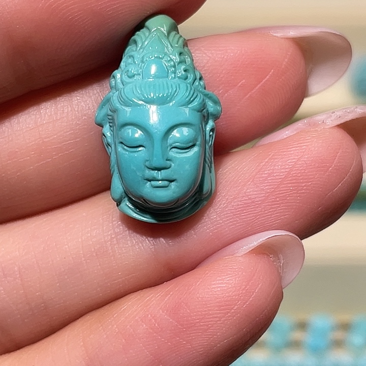 绿松石未镶嵌雕刻件