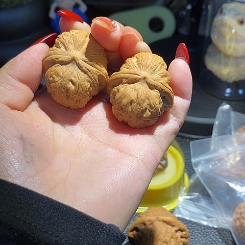 文玩核桃吊坠诺****?元宝38