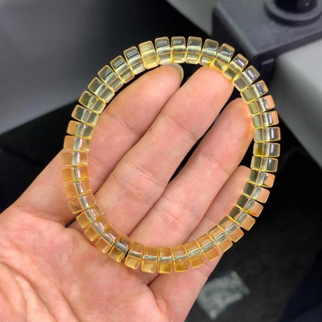 琥珀未镶嵌珠宝奇石7.9mm