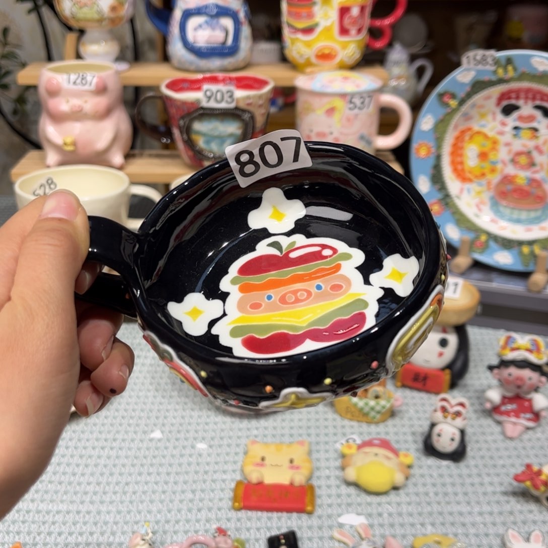 瓷片807哈哈哈哈哈哈哈哈