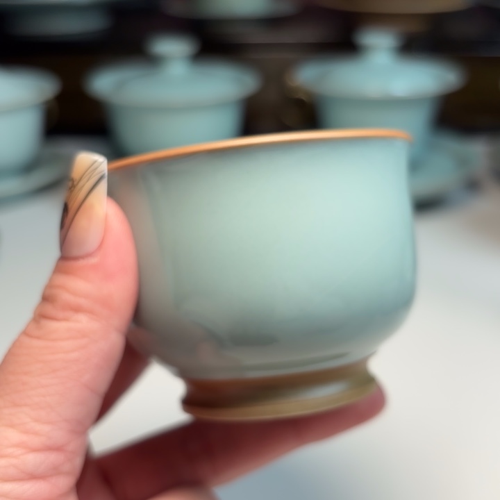 瓷片微瑕哈哈哈哈哈哈哈哈