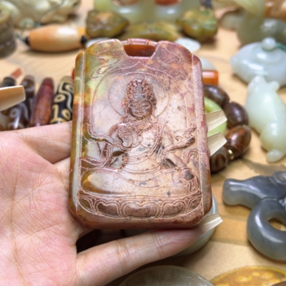 【闪购商品】蛇纹石玉颈饰未镶嵌