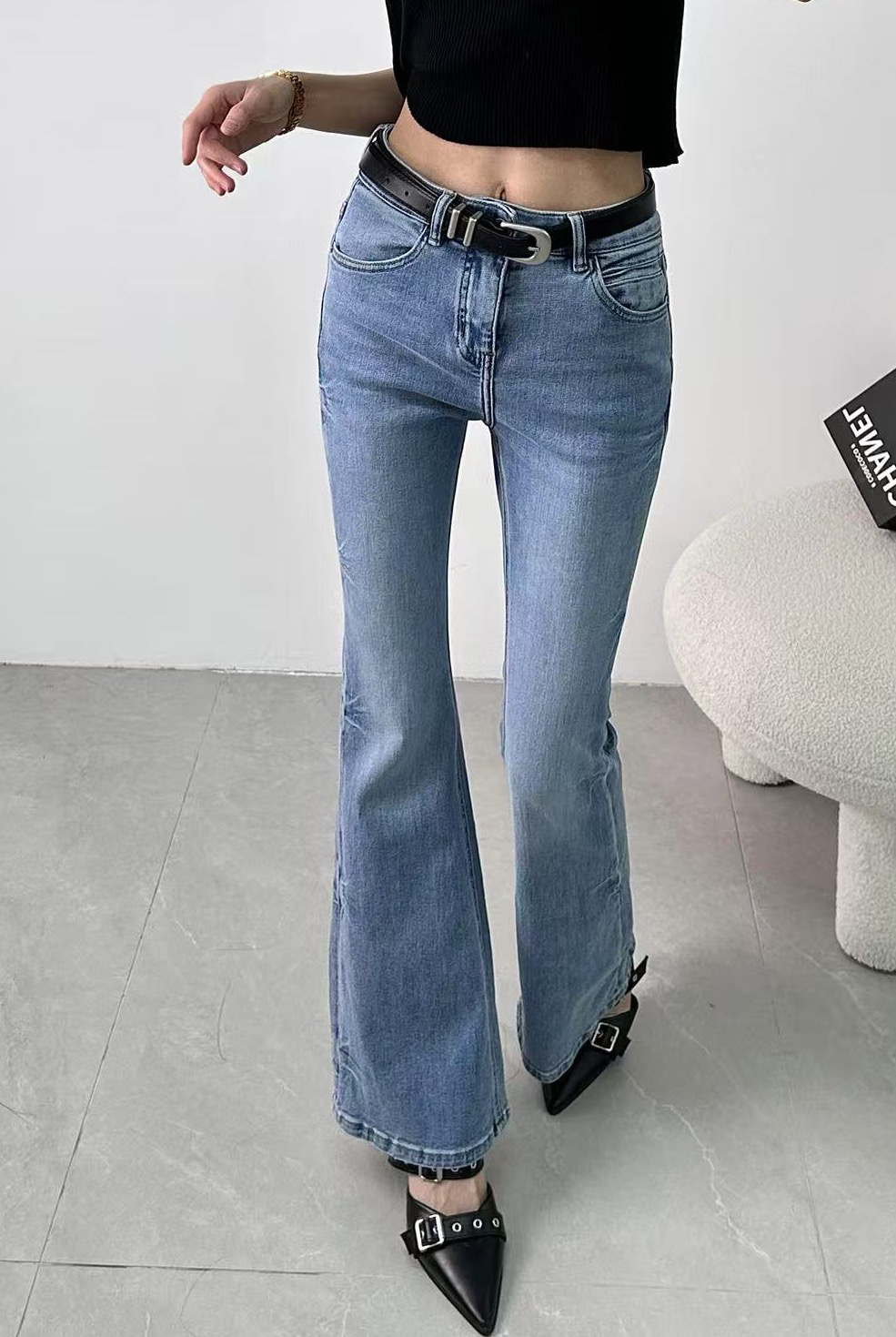 SR欧货夏款<浅蓝色牛仔小喇叭裤>弹性收身包臀牛仔长裤