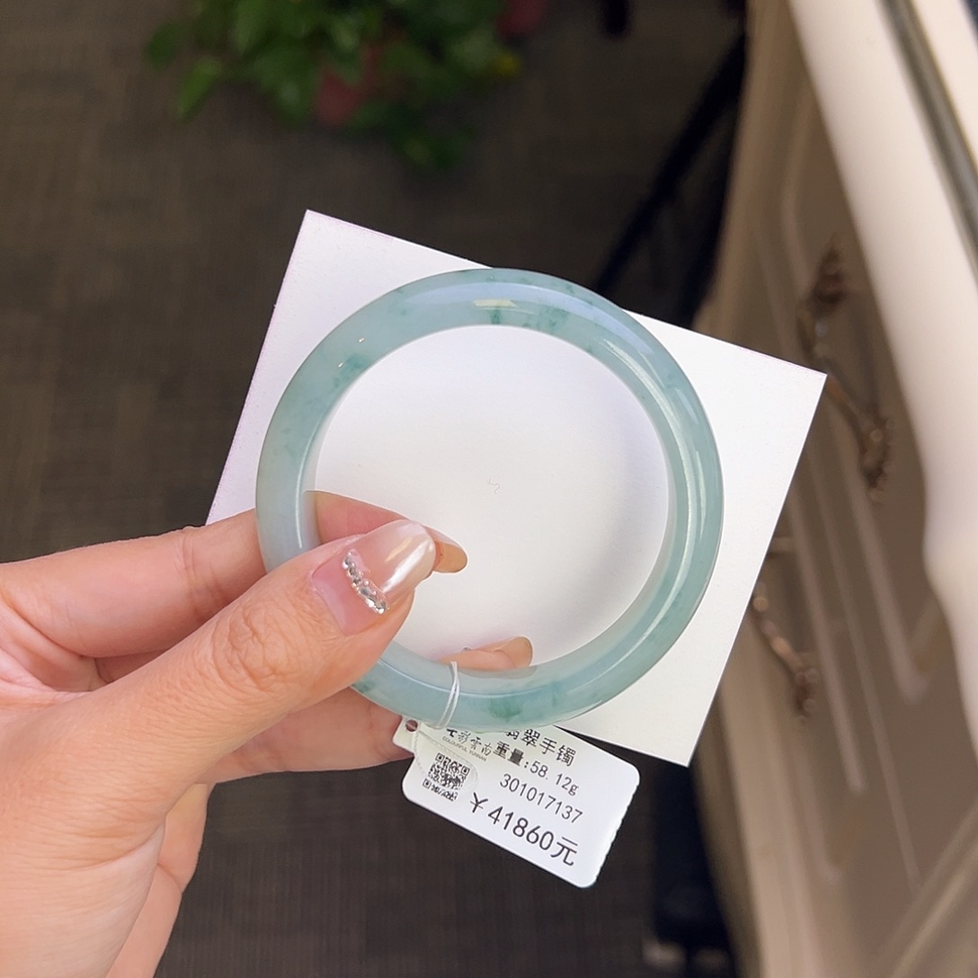 翡翠未镶嵌手镯55冰蓝花