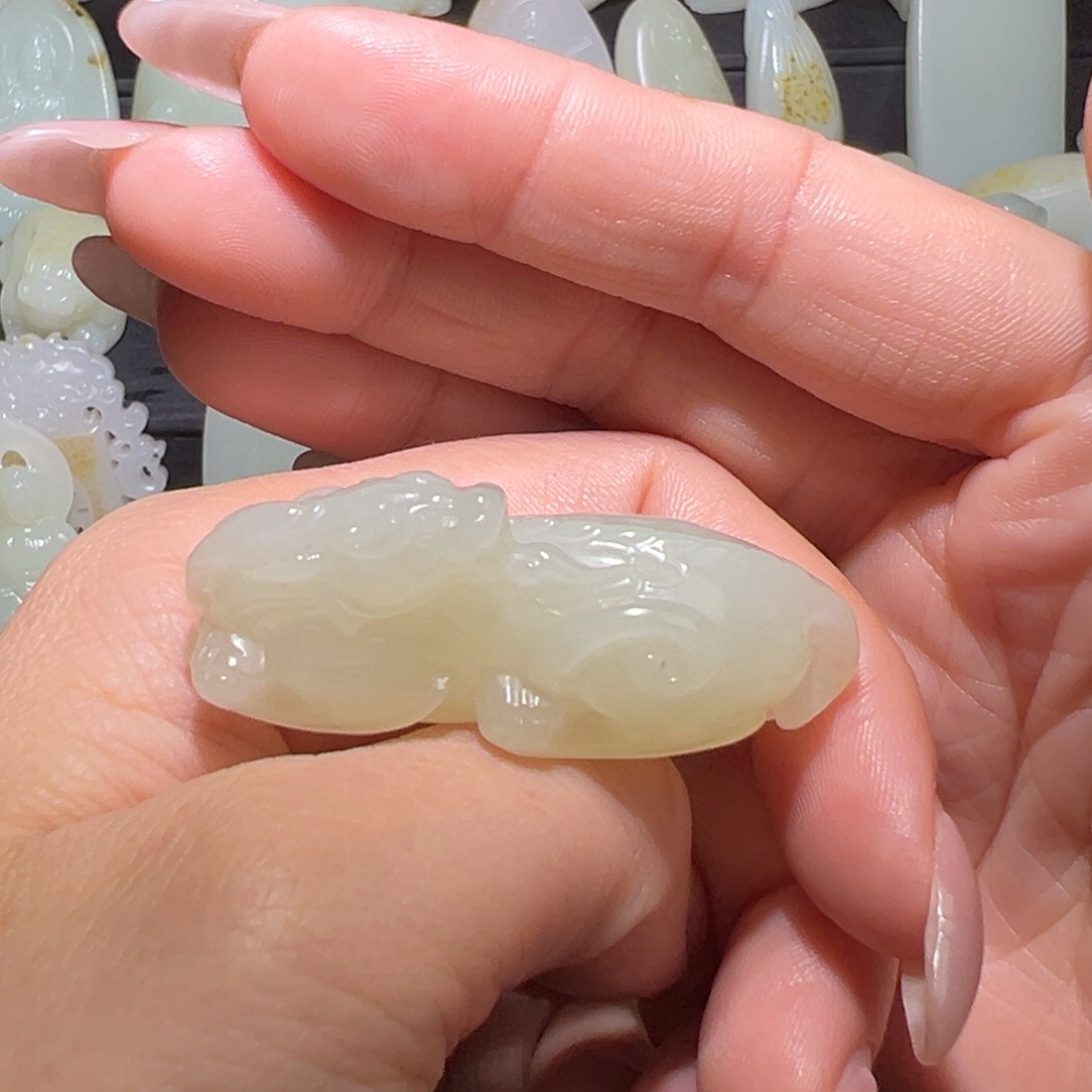 颈饰未镶嵌和田玉海***空