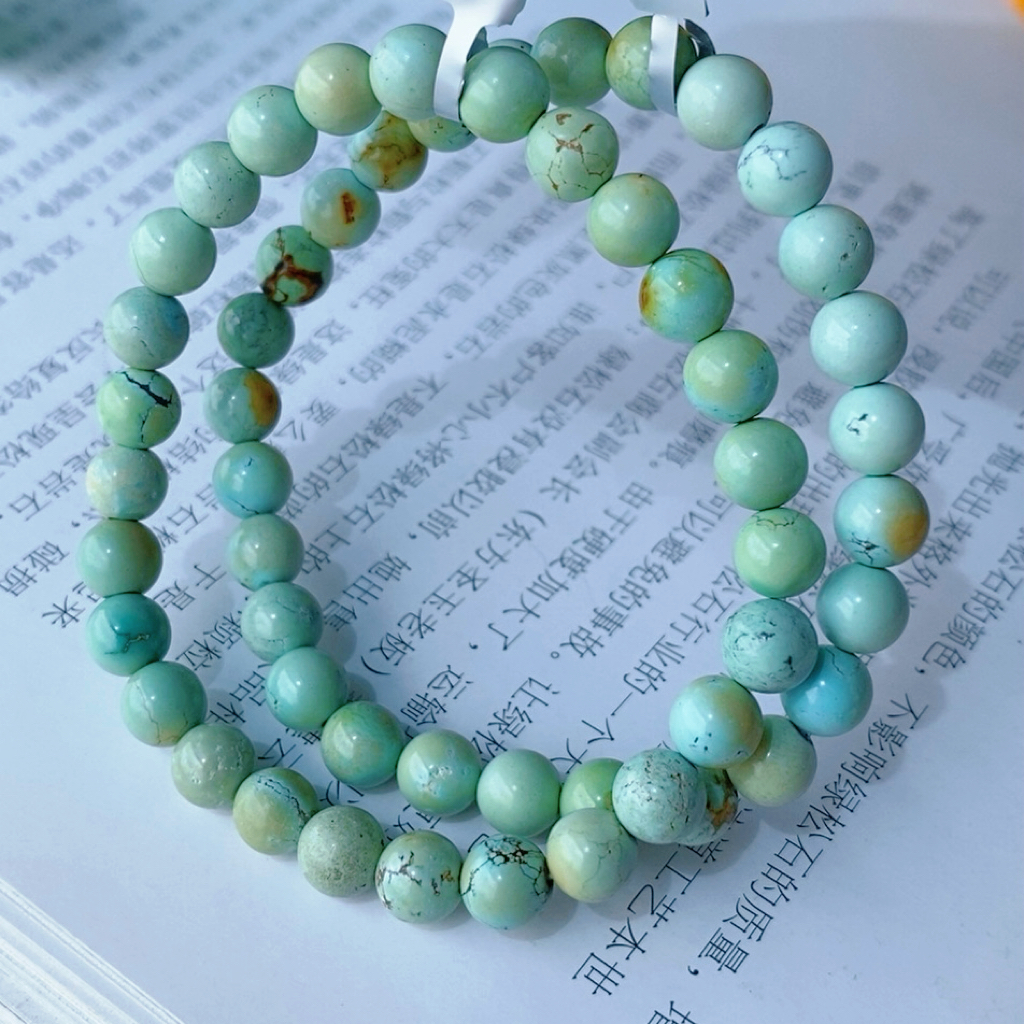 湖北天然原矿绿松石绿色无水无油高瓷手串多色多样性随机发一件