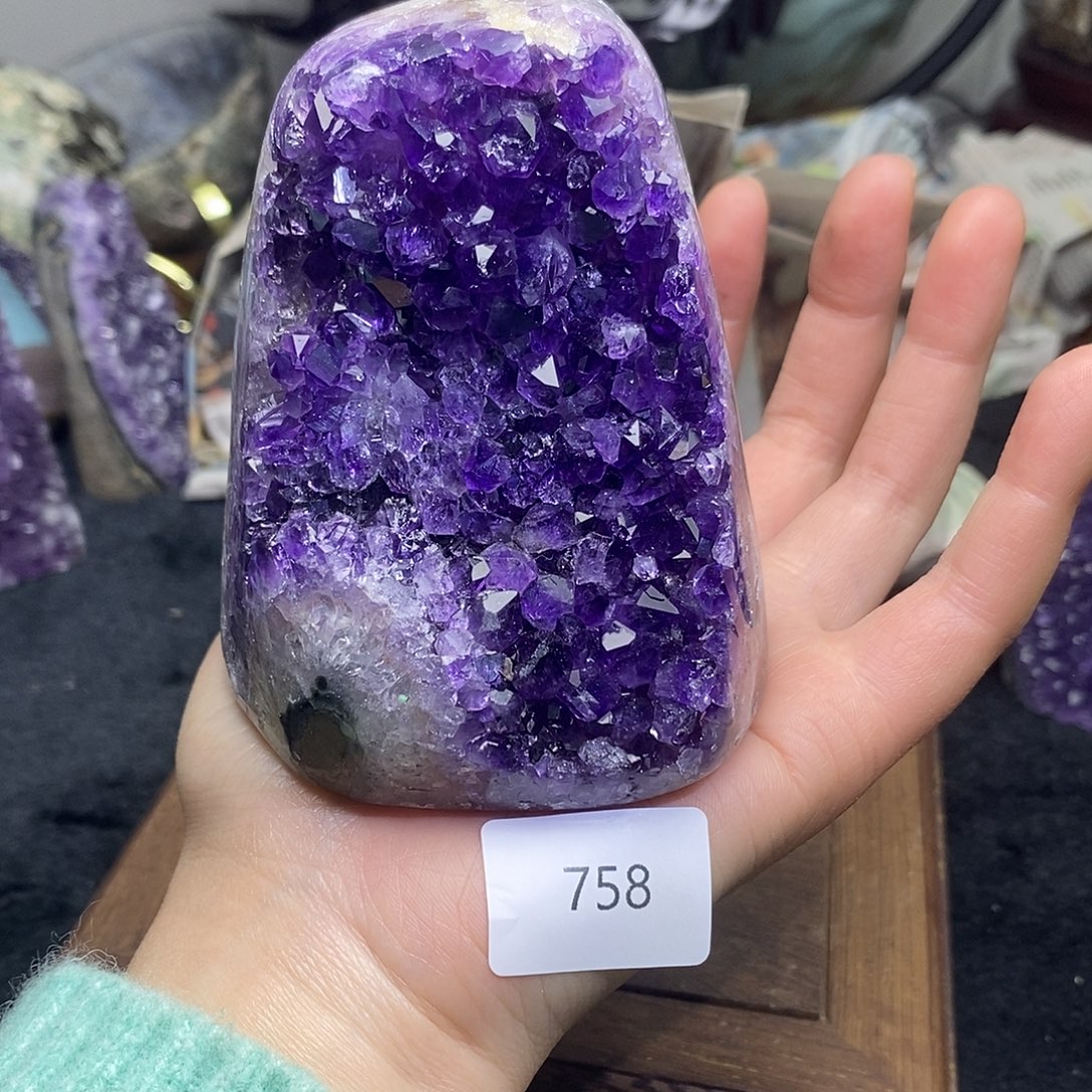 未镶嵌紫晶大型摆件（非配饰）